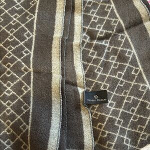 Cuddle Dreams Brown and Cream Scarf